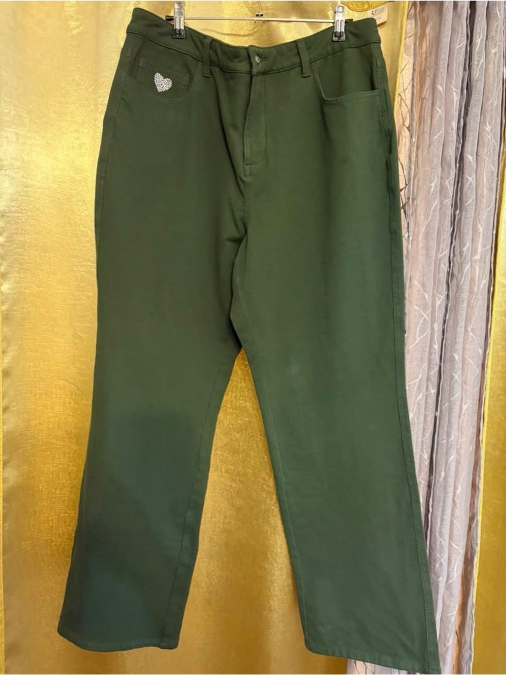 Quacker Factory Olive Green Chino Pants
